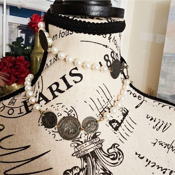 VTG French Republique Francaise Faux Pearl Antique Coin Dangle Statement Neckla - Picture 1 of 15